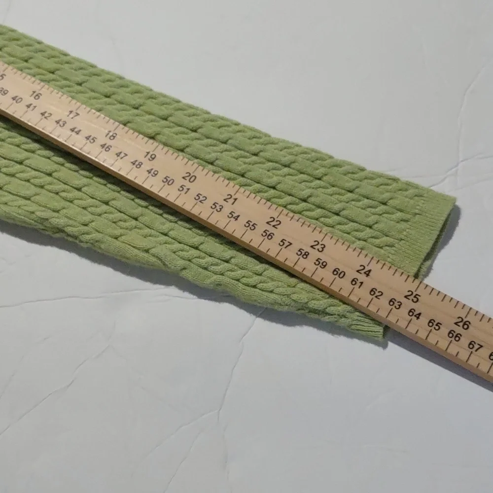 TALBOTS Light Lime Green V-Neck Cable Knit Sweater Petite Size